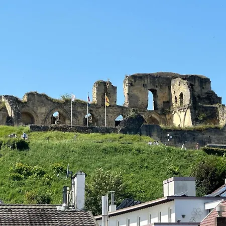 De La Ruine 酒店 *