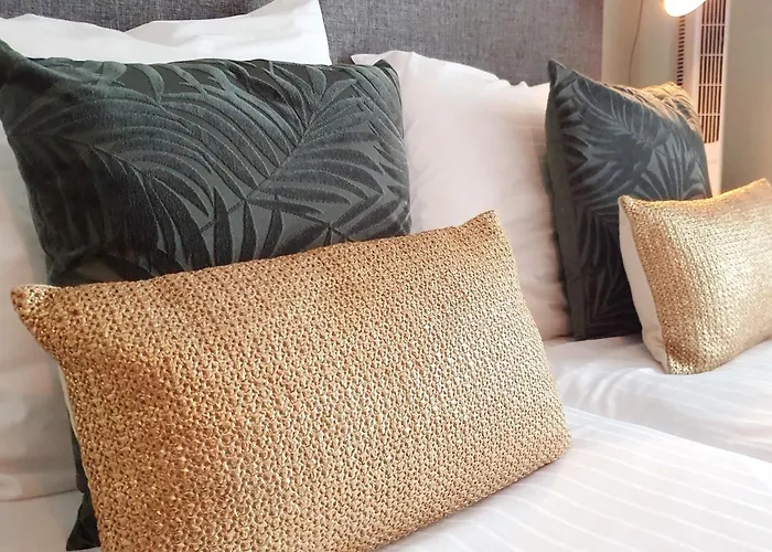 Boutique De La Ruine * ファルケンブルフ